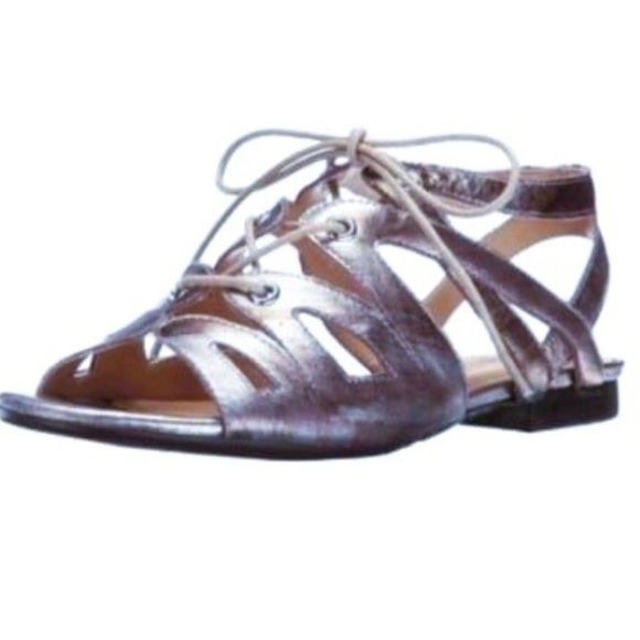 Vaneli Silver Leather Strappy Dress Sandal - good Used flats 7.5m lace up - Picture 8 of 8